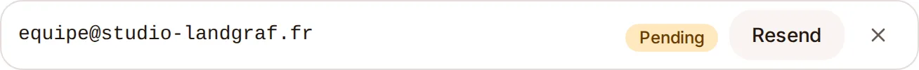 Recipient address awaiting verification: orange “Pending” badge and “Resend” button.